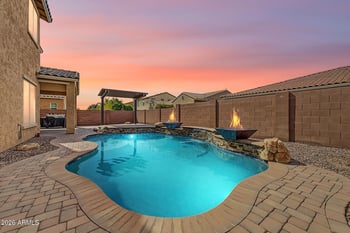 2664 E Hazeltine Way, Gilbert, AZ 85298