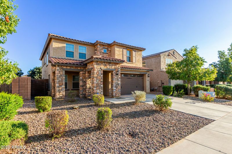 2665 E Gillcrest Rd, Gilbert, AZ 85298