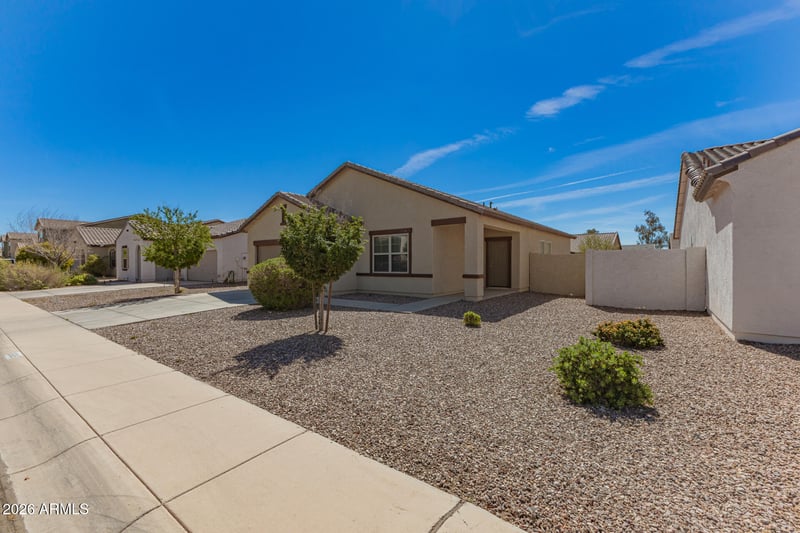 2665 Renegade Trl, San Tan Valley, AZ 85143
