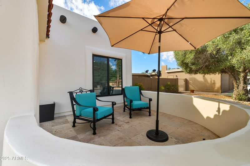 26661 S Howard Dr, Sun Lakes, AZ 85248