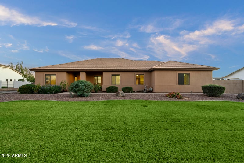 2667 Melrose St, Gilbert, AZ 85297