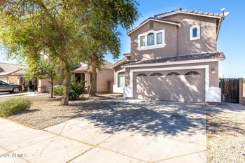 2668 Cowboy Cove Trl, San Tan Valley, AZ 85143