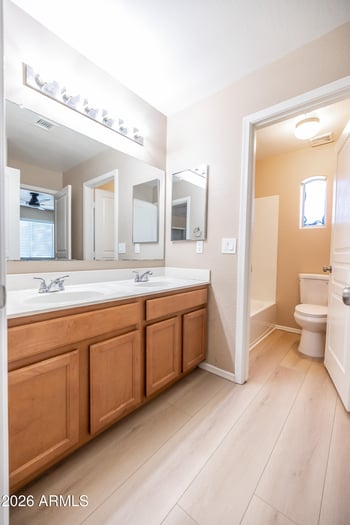 2668 Cowboy Cove Trl, San Tan Valley, AZ 85143