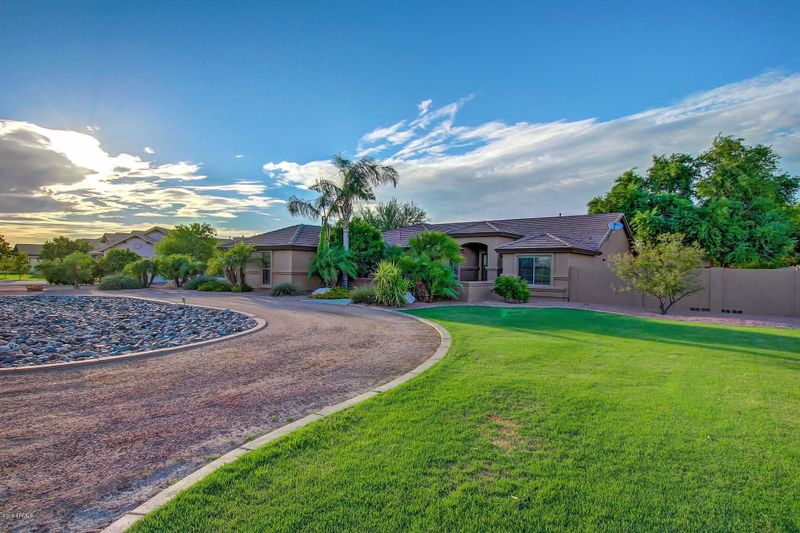 2668 E Claxton Rd, Gilbert, AZ 85297