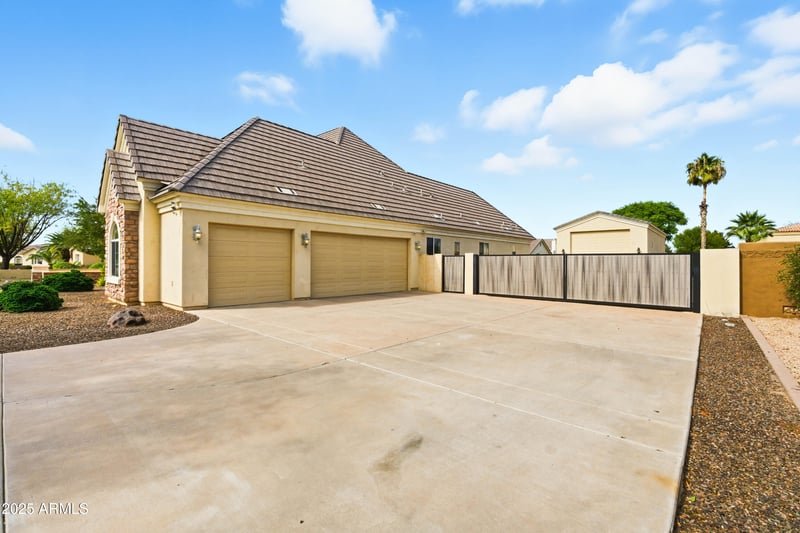 2670 Vallejo Ct, Gilbert, AZ 85298