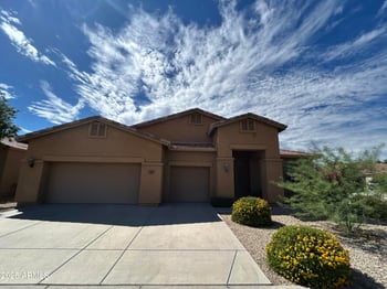 26706 24th Dr, Phoenix, AZ 85085