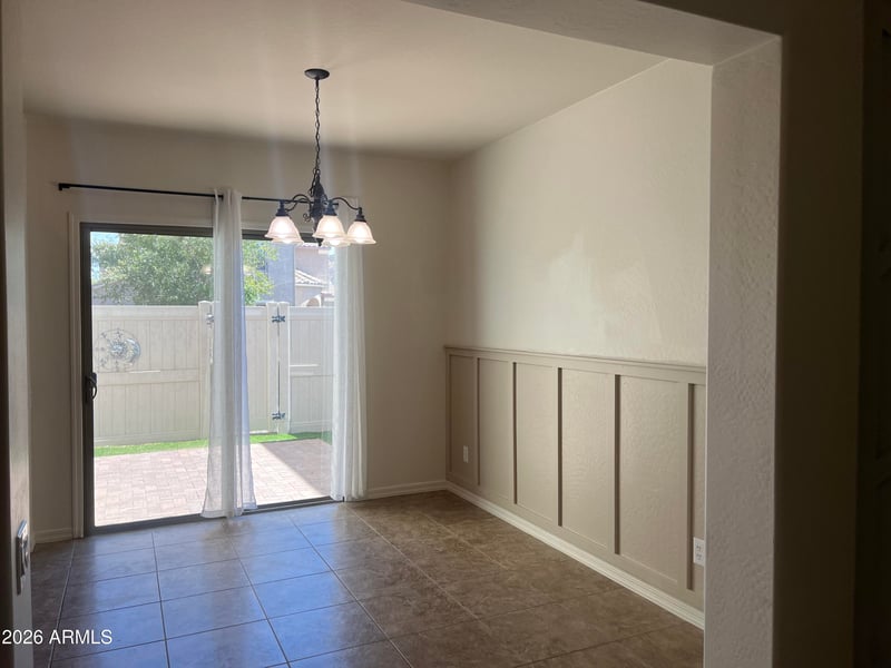 26708 N Babbling Brook Dr, Phoenix, AZ 85083