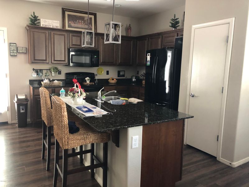 2671 N 73rd Glen, Phoenix, AZ 85035