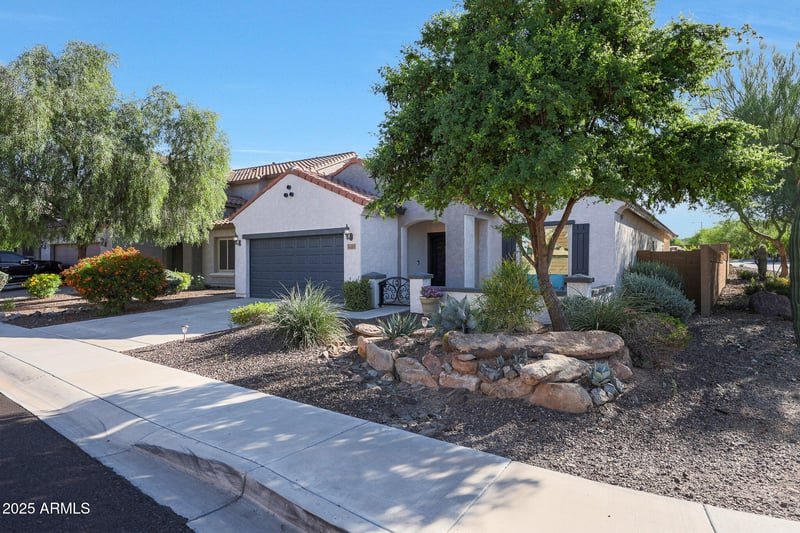 26711 14th Ln, Phoenix, AZ 85085
