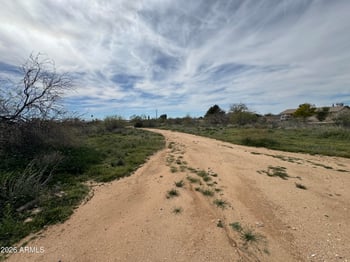 26715 Grandview Dr #24, Congress, AZ 85332