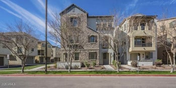 2673 Balsam Dr, Gilbert, AZ 85295