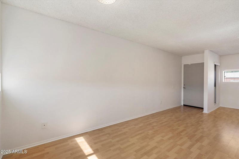 2673 Oakleaf Dr, Tempe, AZ 85288