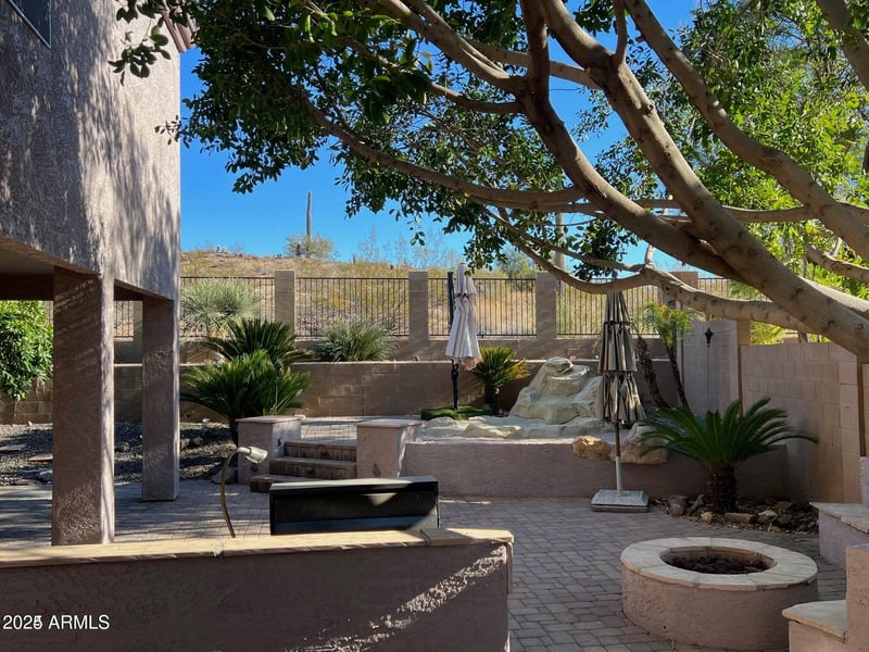 26739 65th Dr, Phoenix, AZ 85083