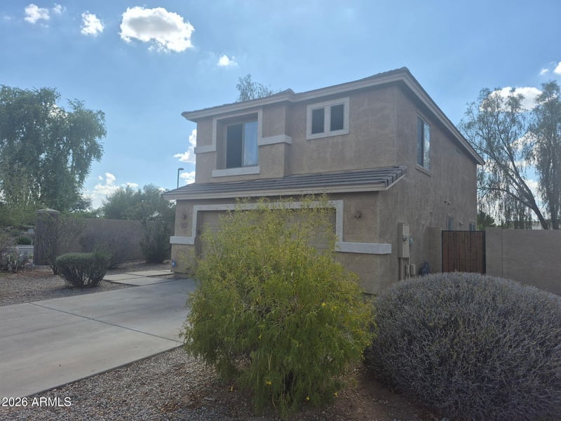2674 S Seton Ave, Gilbert, AZ 85295