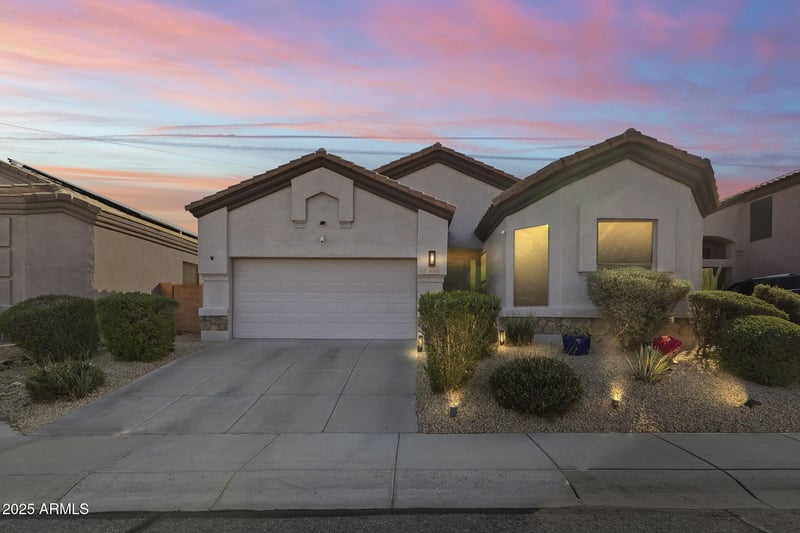 26743 65th Dr, Phoenix, AZ 85083