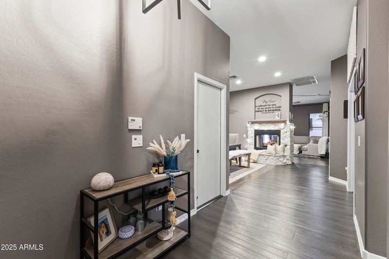 26743 65th Dr, Phoenix, AZ 85083