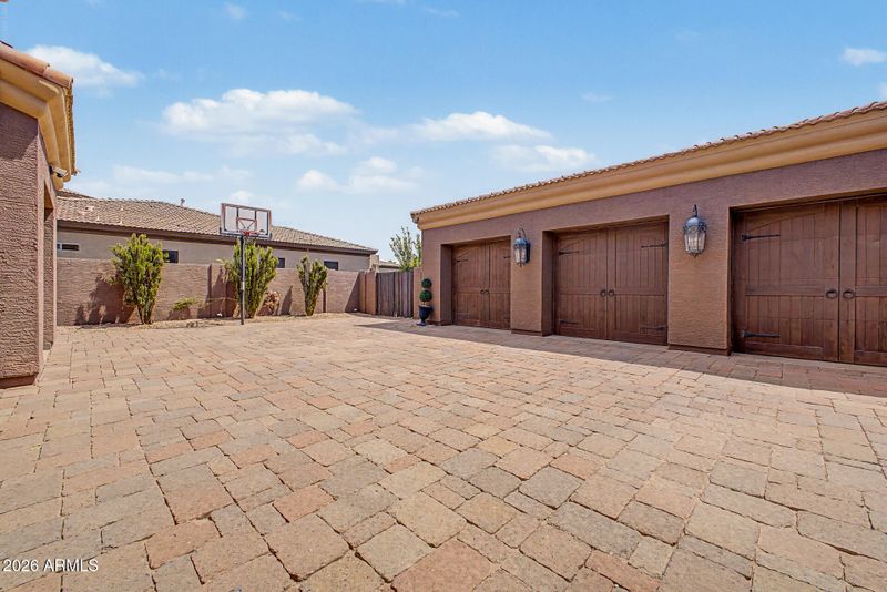 2675 E Bartlett Pl, Chandler, AZ 85249
