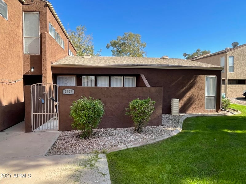 2675 E Silk Oak Dr, Tempe, AZ 85288