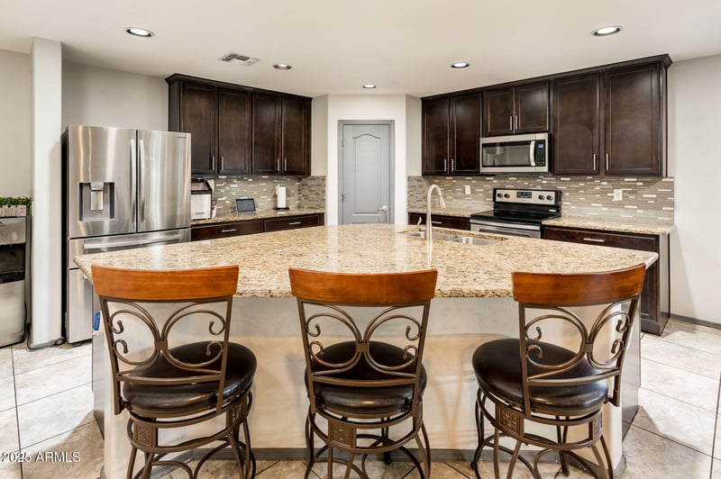 2678 172nd Dr, Goodyear, AZ 85338
