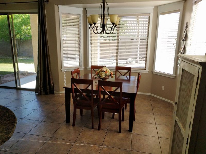 268 W Desert Ave, Gilbert, AZ 85233