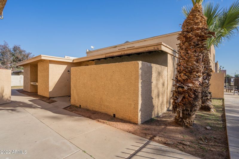 2680 N 43rd Ave #A, Phoenix, AZ 85009