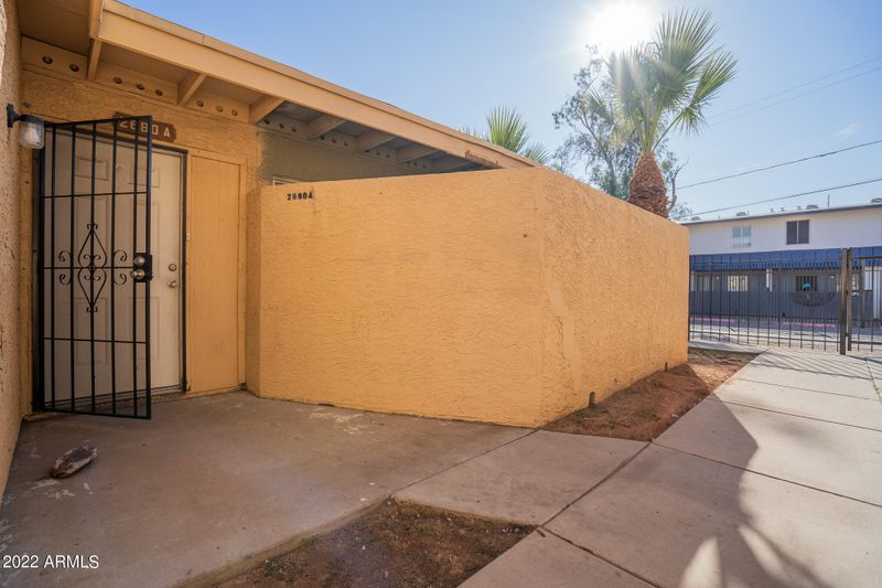 2680 N 43rd Ave #A, Phoenix, AZ 85009