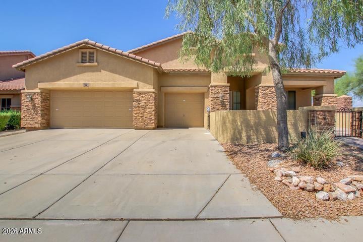 26812 23rd Dr, Phoenix, AZ 85085