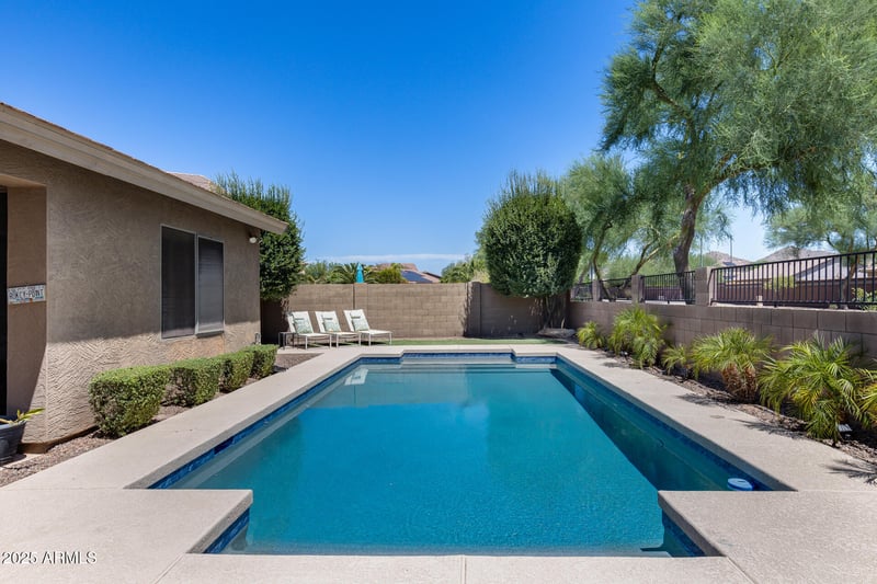 26815 21st Dr, Phoenix, AZ 85085
