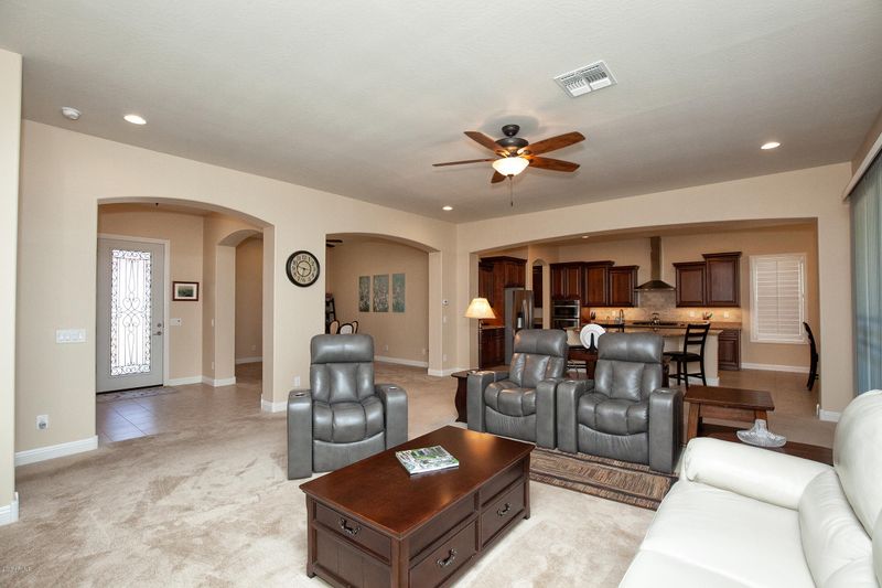 26815 W Oraibi Dr, Buckeye, AZ 85396