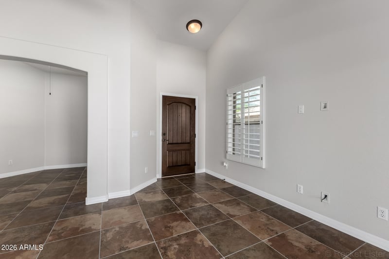 2682 Silversmith Trl, San Tan Valley, AZ 85143