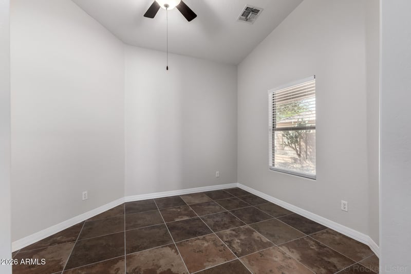 2682 Silversmith Trl, San Tan Valley, AZ 85143
