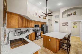 2682 Elm St, Gilbert, AZ 85295