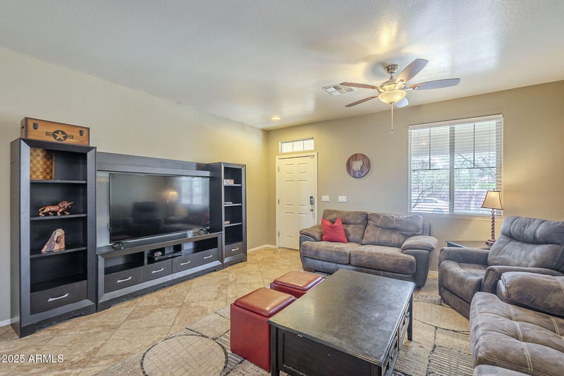 26842 176th Ln, Surprise, AZ 85387