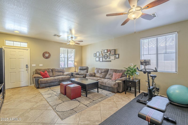 26842 176th Ln, Surprise, AZ 85387