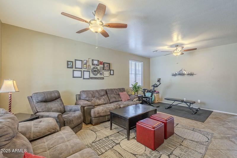 26842 176th Ln, Surprise, AZ 85387