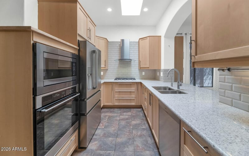 26843 65th Ave, Phoenix, AZ 85083