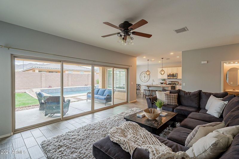 2685 E Gillcrest Rd, Gilbert, AZ 85298