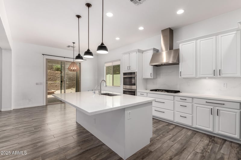 26860 102nd Ln, Peoria, AZ 85383