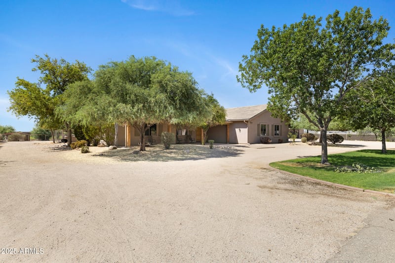 2687 Caitlin Way, San Tan Valley, AZ 85140