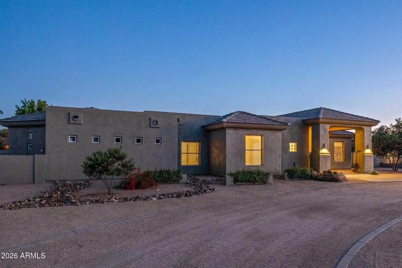 2687 Arrowhead Trl, Gilbert, AZ 85297