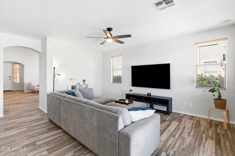 26873 N 84th Ln, Peoria, AZ 85383