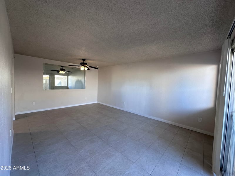 2690 43rd Ave #C, Phoenix, AZ 85009
