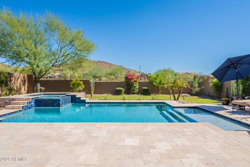 26913 15th Dr, Phoenix, AZ 85085
