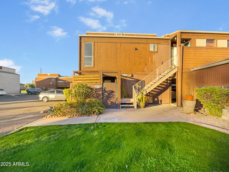 2692 E Silk Oak Dr, Tempe, AZ 85288
