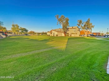 2692 Silk Oak Dr, Tempe, AZ 85288