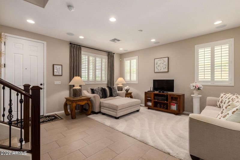 2693 N 73rd Glen, Phoenix, AZ 85035