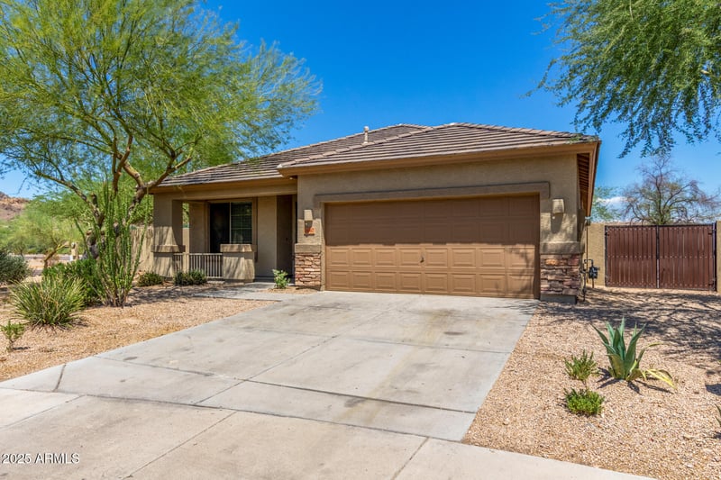 26947 84th Ave, Peoria, AZ 85383