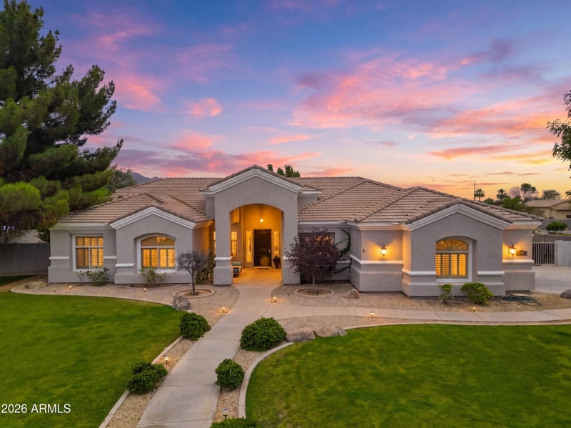 2695 E Country Shadows Ct, Gilbert, AZ 85298