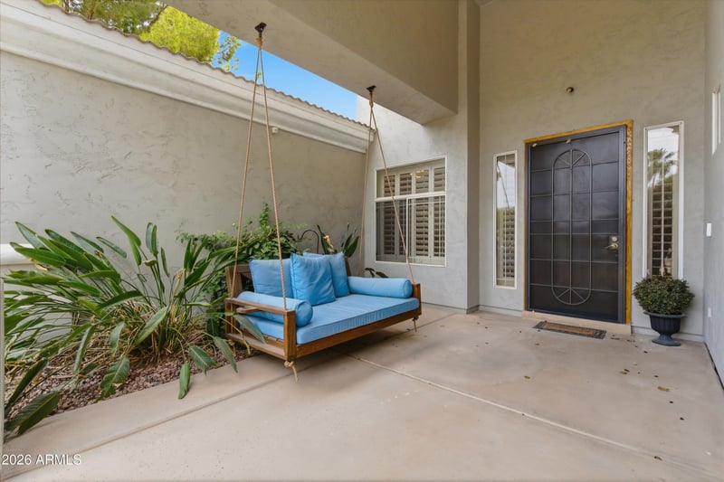 2695 E Country Shadows Ct, Gilbert, AZ 85298