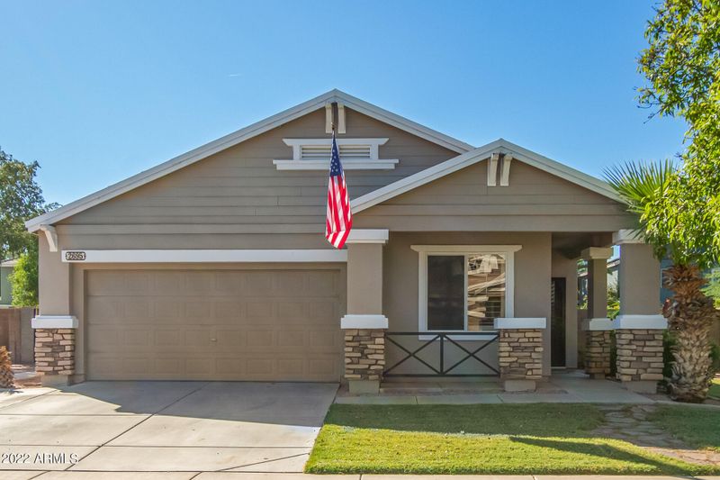 2695 E Harrison Ct, Gilbert, AZ 85295